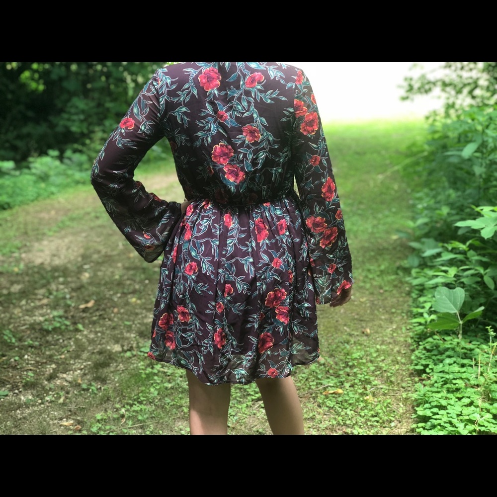 Dress - Picture 2 of 2